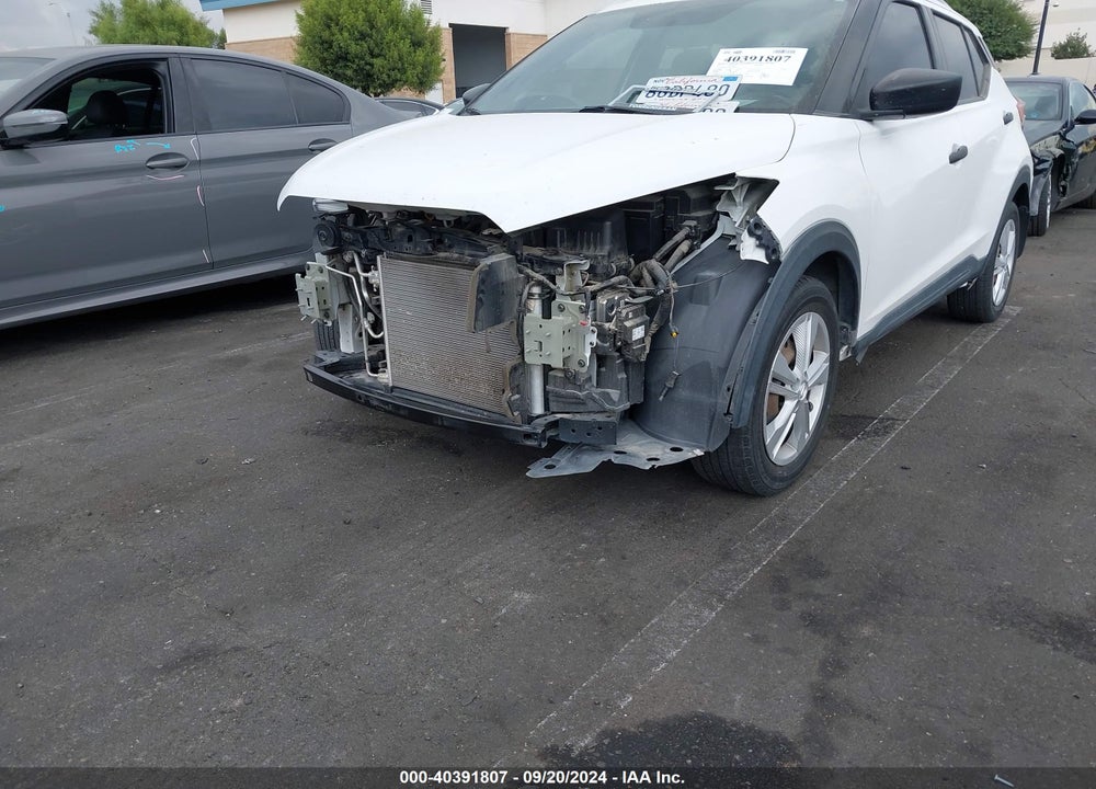 2018 NISSAN KICKS S VIN: 3N1CP5CU6JL536415