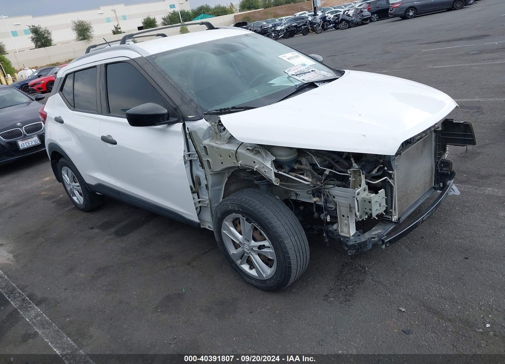2018 NISSAN KICKS S VIN: 3N1CP5CU6JL536415