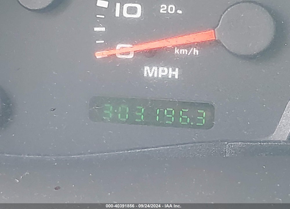 2004 FORD EXCURSION VIN: 1FMNU41L94EB58318