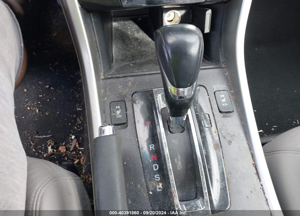 2015 HONDA ACCORD EX-L VIN: 1HGCR2F84FA194905