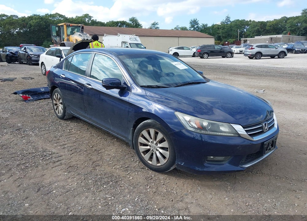 2015 HONDA ACCORD EX-L VIN: 1HGCR2F84FA194905