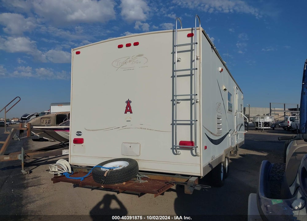 2003 TRAIL BAY TRAILER VIN: 4WY200N2631056807