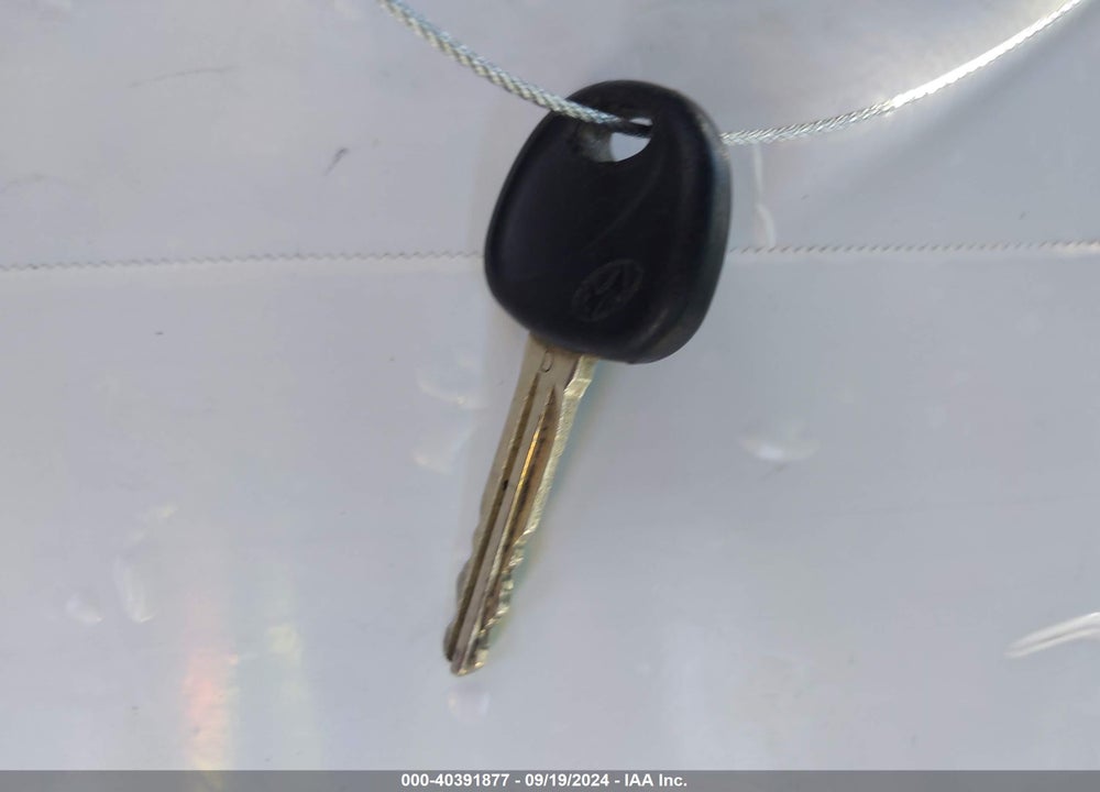 2009 HYUNDAI ELANTRA GLS VIN: KMHDU46D29U745907