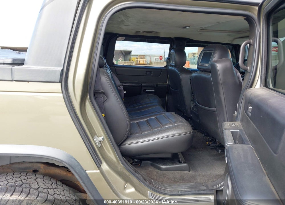 2006 HUMMER H2 SUT VIN: 5GRGN22U96H112736