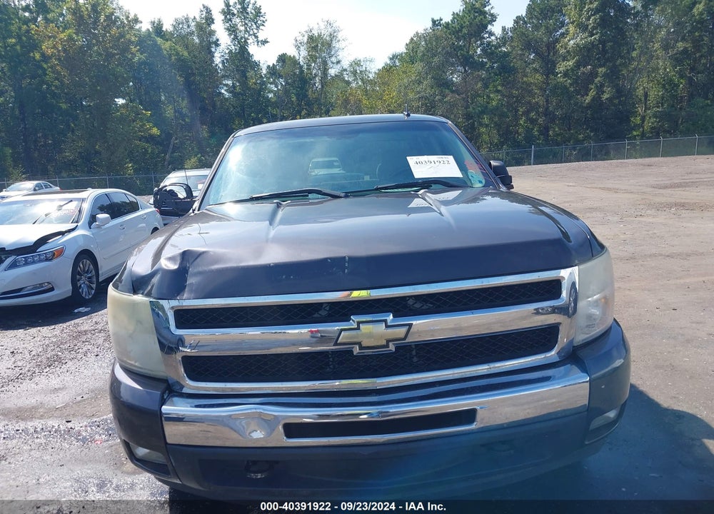 2011 CHEVROLET SILVERADO 1500 LT VIN: 1GCRKSE35BZ197732