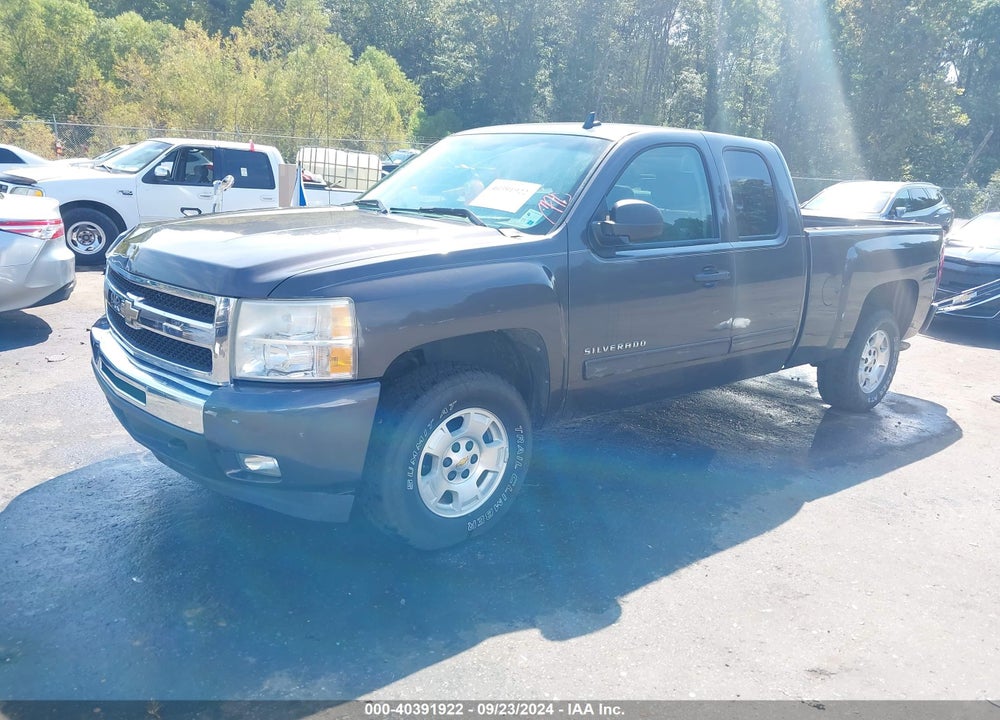 2011 CHEVROLET SILVERADO 1500 LT VIN: 1GCRKSE35BZ197732