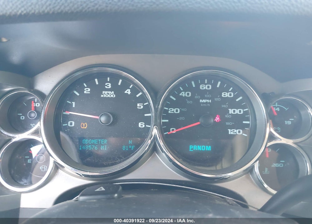 2011 CHEVROLET SILVERADO 1500 LT VIN: 1GCRKSE35BZ197732