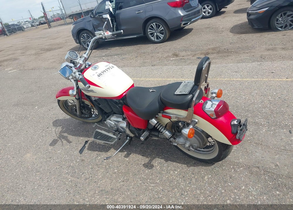 1997 HONDA VT1100 C2A/C2AC VIN: 1HFSC3233VA200631
