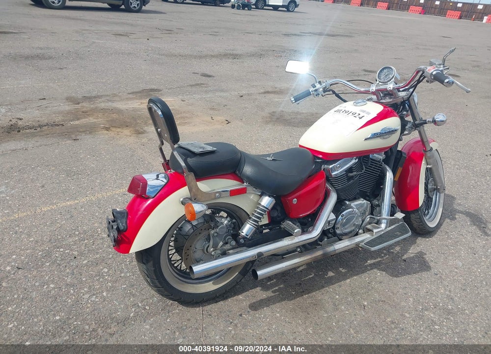 1997 HONDA VT1100 C2A/C2AC VIN: 1HFSC3233VA200631