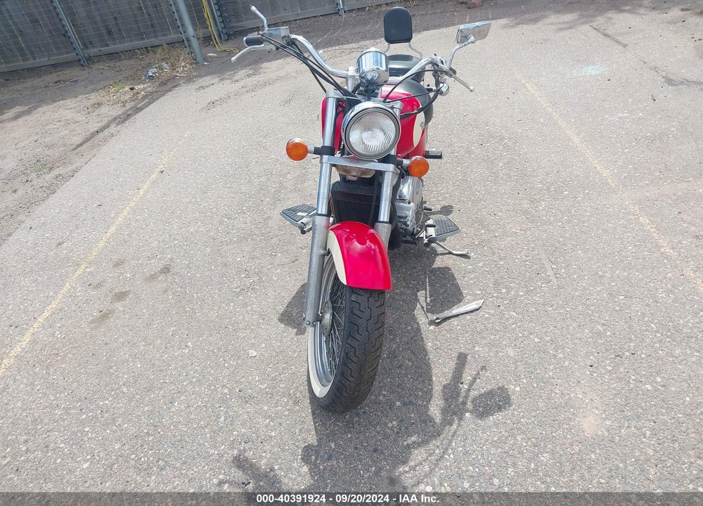 1997 HONDA VT1100 C2A/C2AC VIN: 1HFSC3233VA200631