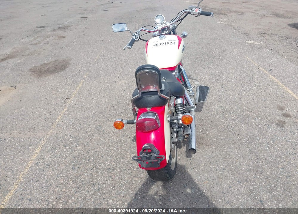 1997 HONDA VT1100 C2A/C2AC VIN: 1HFSC3233VA200631