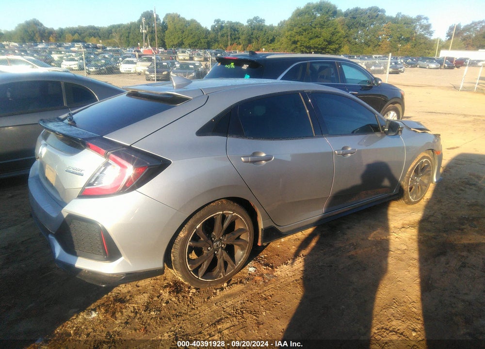 2018 HONDA CIVIC SPORT TOURING VIN: SHHFK7H91JU222421
