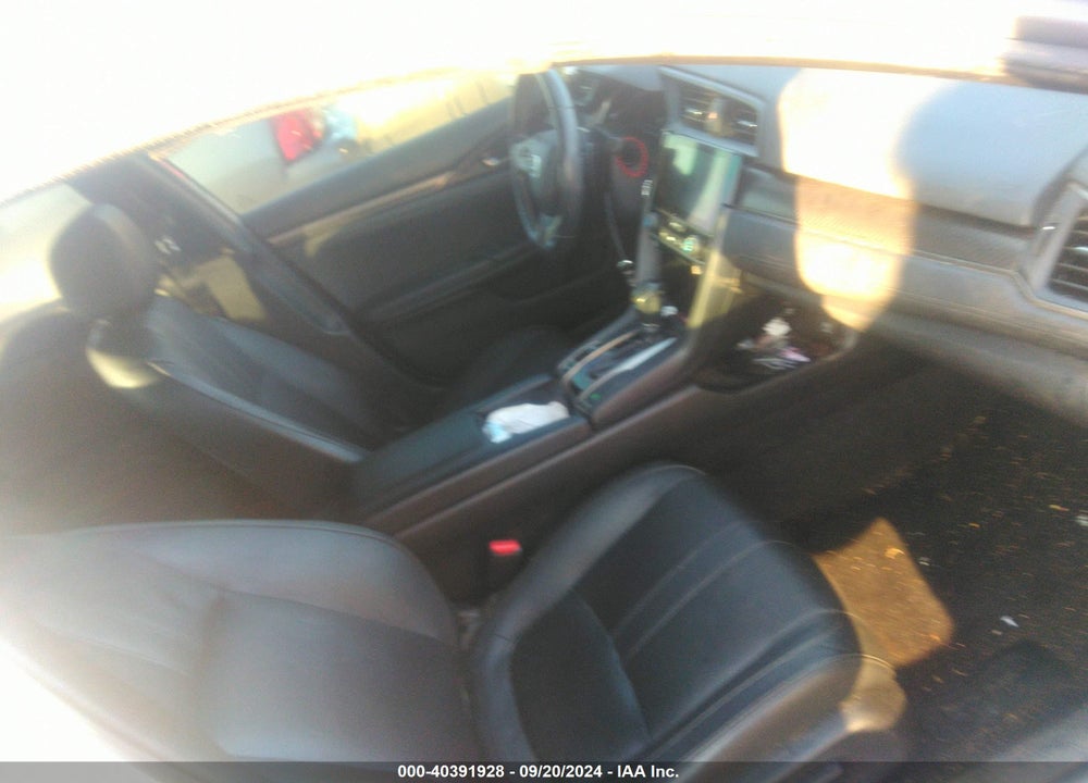 2018 HONDA CIVIC SPORT TOURING VIN: SHHFK7H91JU222421