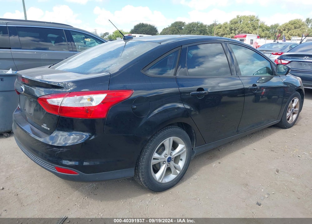 2014 FORD FOCUS SE VIN: 1FADP3F2XEL373078