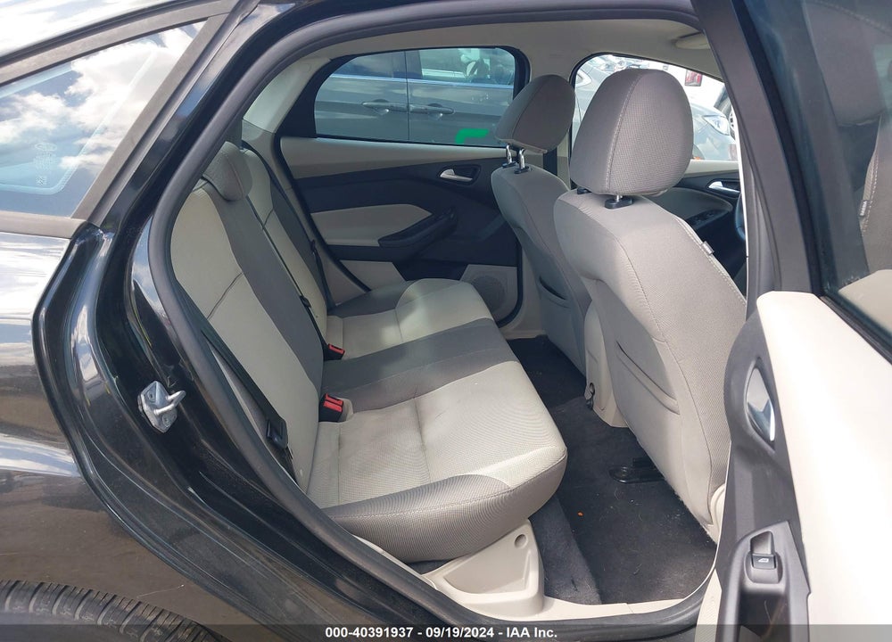 2014 FORD FOCUS SE VIN: 1FADP3F2XEL373078