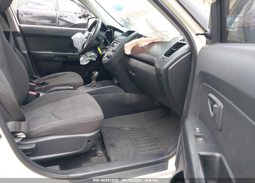2013 KIA SOUL VIN: KNDJT2A57D7557924