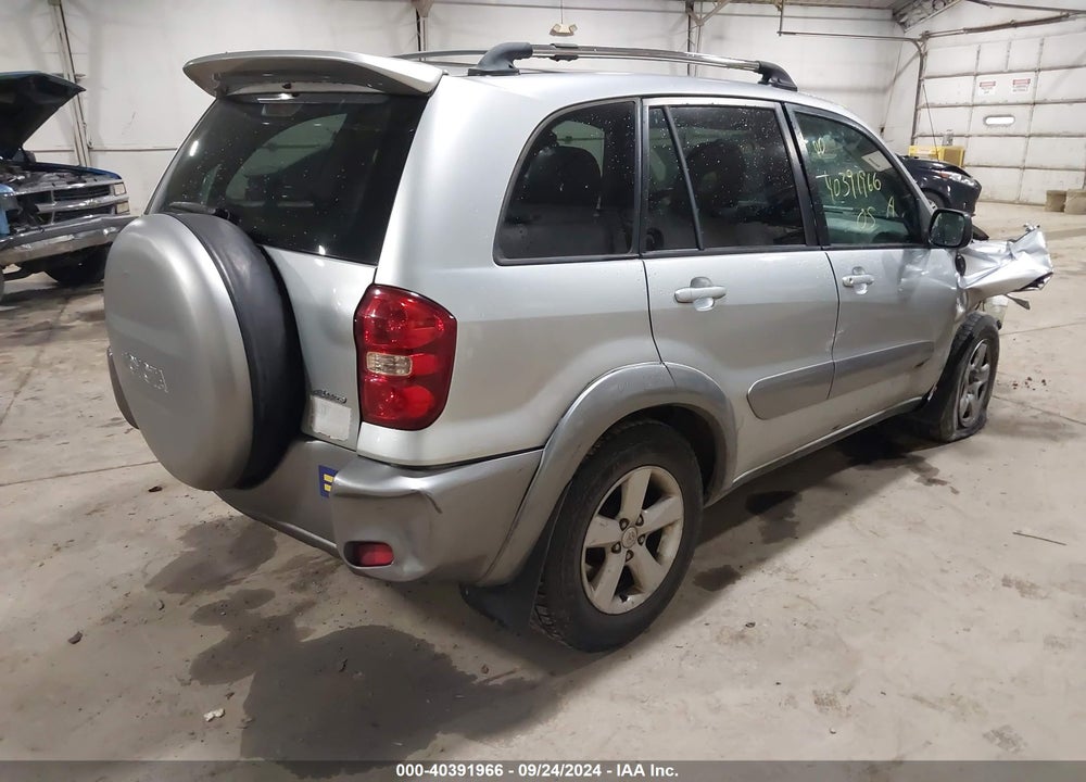 2005 TOYOTA RAV4 VIN: JTEHD20V656038119