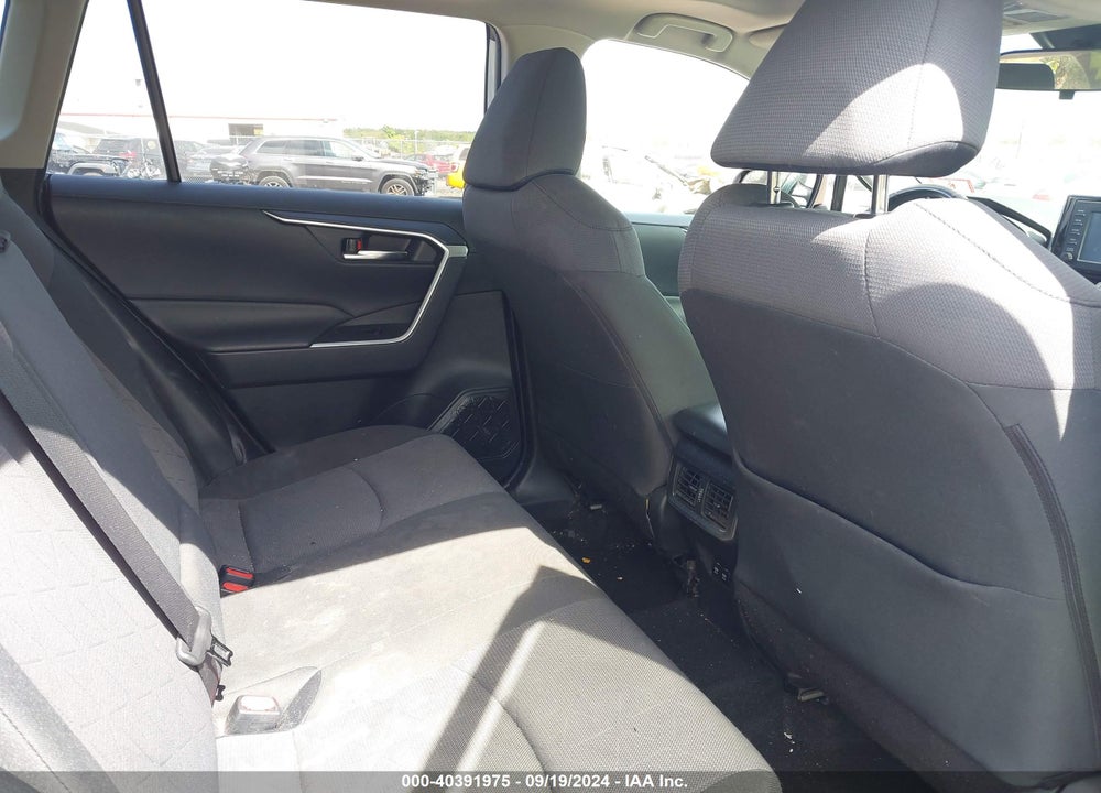 2019 TOYOTA RAV4 XLE VIN: JTMP1RFV8KD022942