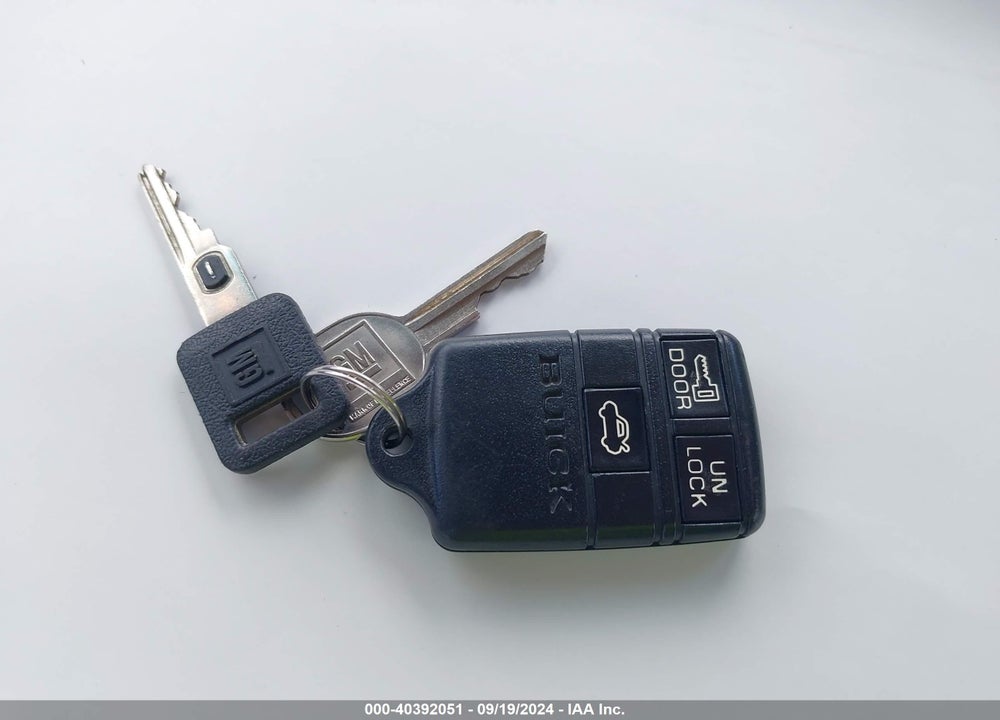 1996 BUICK ROADMASTER VIN: 1G4BN52P5TR406336