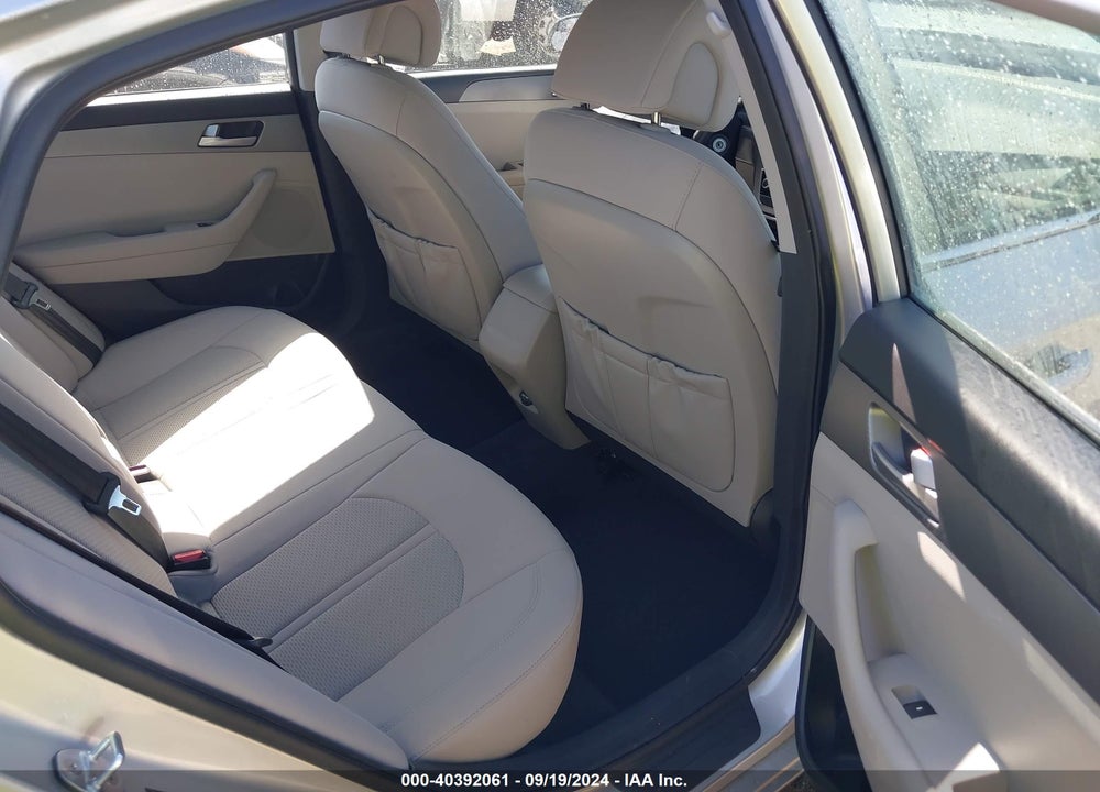 2016 HYUNDAI SONATA SE VIN: 5NPE24AF2GH369966
