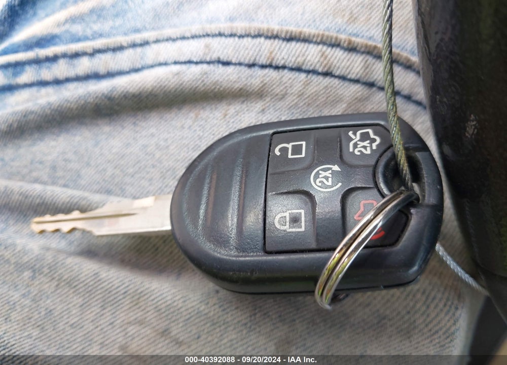 2013 FORD TAURUS SEL VIN: 1FAHP2H81DG215202