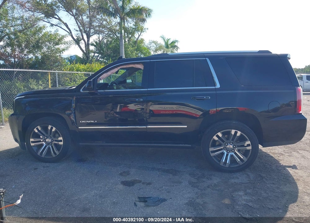 2018 GMC YUKON DENALI VIN: 1GKS1CKJ6JR348982