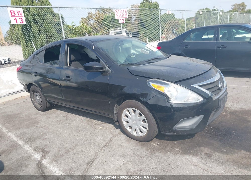 2018 NISSAN VERSA 1.6 S+ VIN: 3N1CN7AP5JL820102