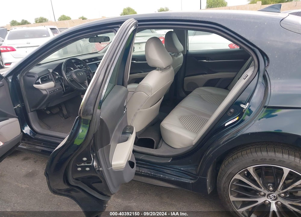 2019 TOYOTA CAMRY SE VIN: 4T1B11HK3KU683028