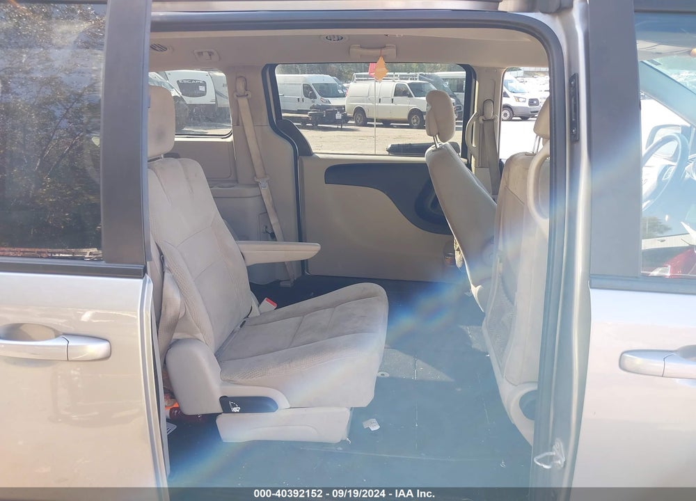 2016 DODGE GRAND CARAVAN SXT VIN: 2C4RDGCG2GR374736
