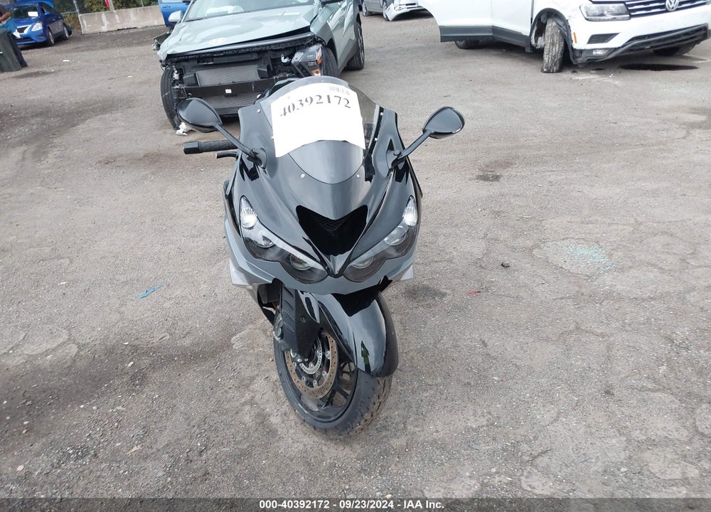 2022 KAWASAKI ZX1400 J VIN: JKBZXNJ11NA015699