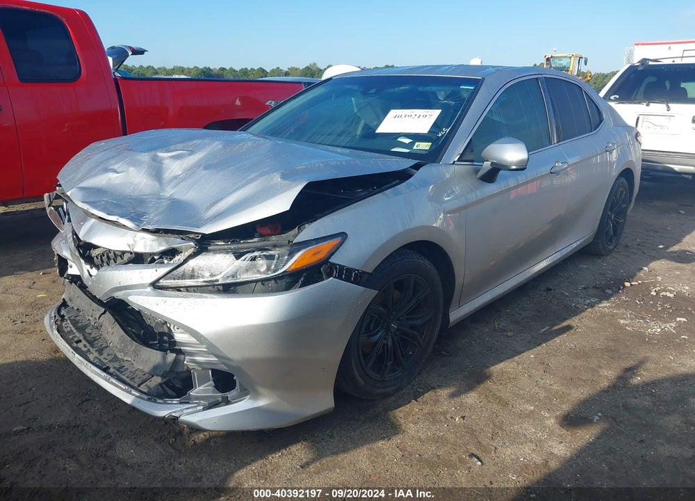 2018 TOYOTA CAMRY LE VIN: 4T1B11HK9JU580744