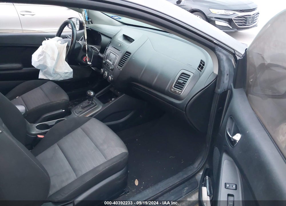 2016 KIA FORTE KOUP EX VIN: KNAFX6A88G5572523