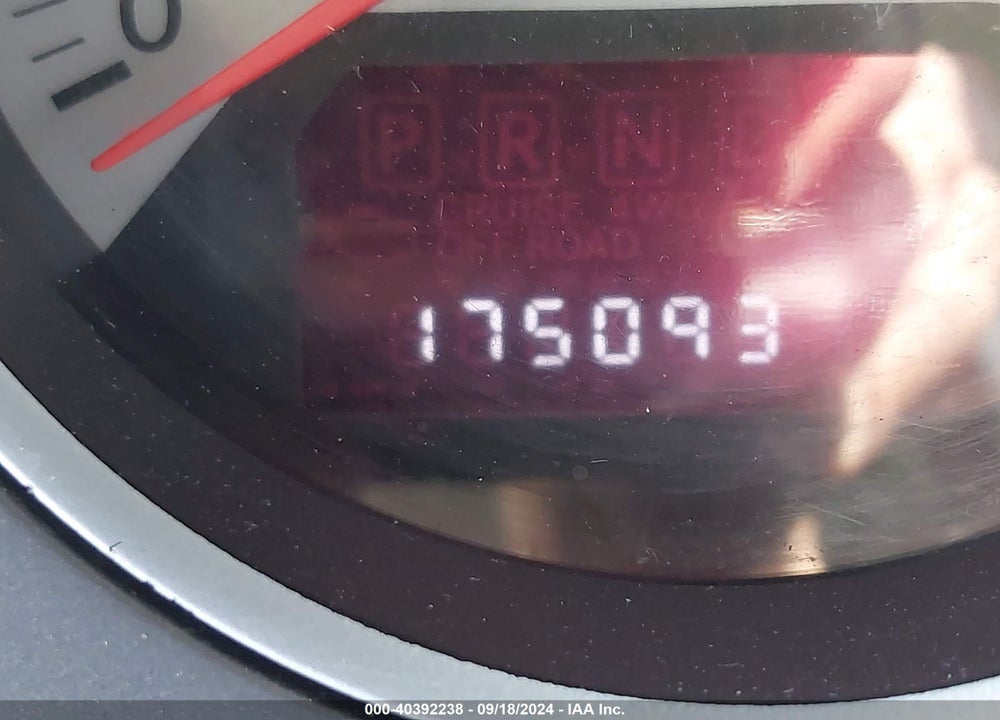 2012 VOLKSWAGEN ROUTAN SE VIN: 2C4RVABG6CR240382