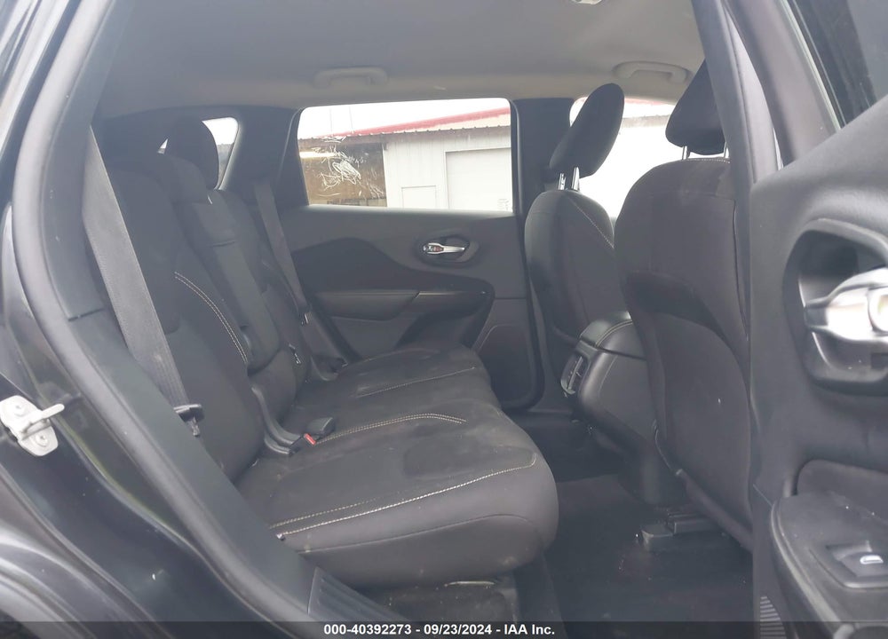 2015 JEEP CHEROKEE LATITUDE VIN: 1C4PJMCB0FW505218