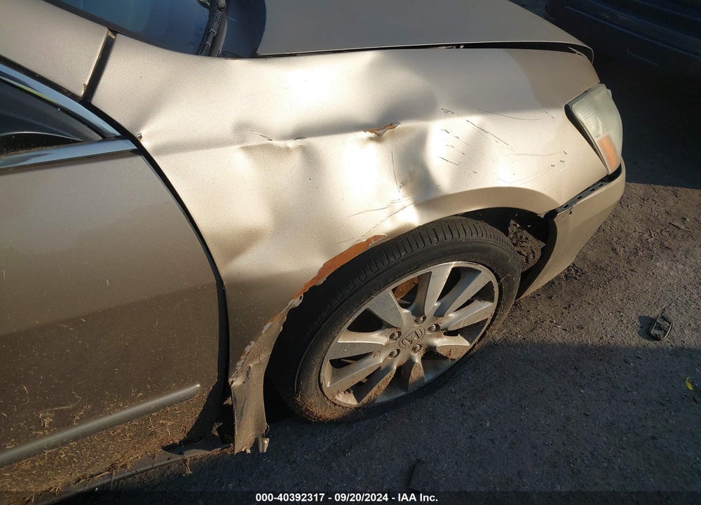 2006 HONDA ACCORD 3.0 EX VIN: 1HGCM66516A061093