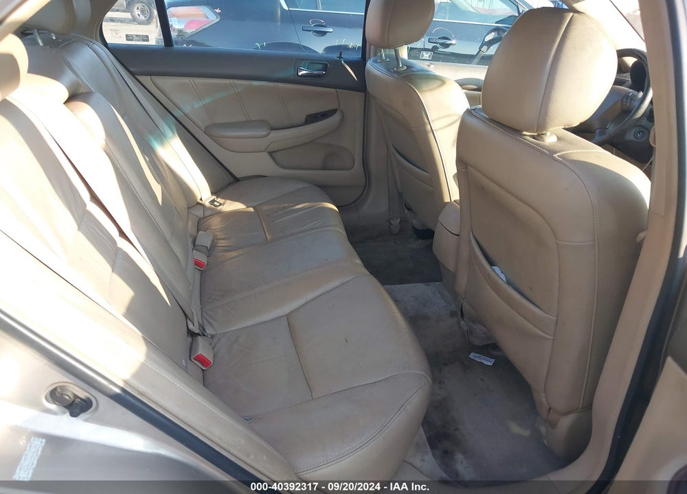 2006 HONDA ACCORD 3.0 EX VIN: 1HGCM66516A061093