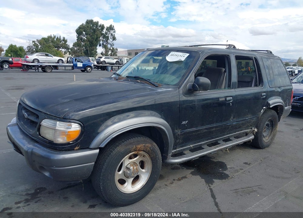 2000 FORD EXPLORER XLT VIN: 1FMZU73E7YZB01289