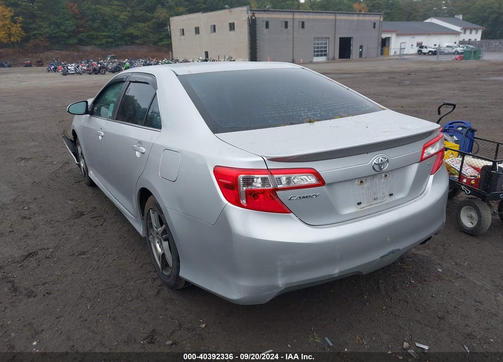 2013 TOYOTA CAMRY SE VIN: 4T1BF1FK1DU662007