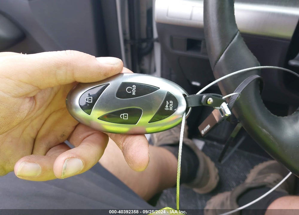 2024 HYUNDAI KONA SEL VIN: KM8HBCAB2RU086816