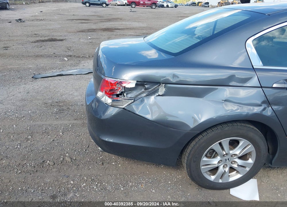 2008 HONDA ACCORD 2.4 LX-P VIN: 1HGCP26478A132095