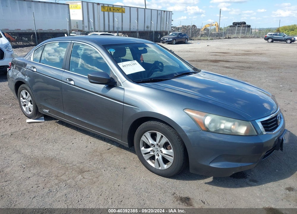 2008 HONDA ACCORD 2.4 LX-P VIN: 1HGCP26478A132095