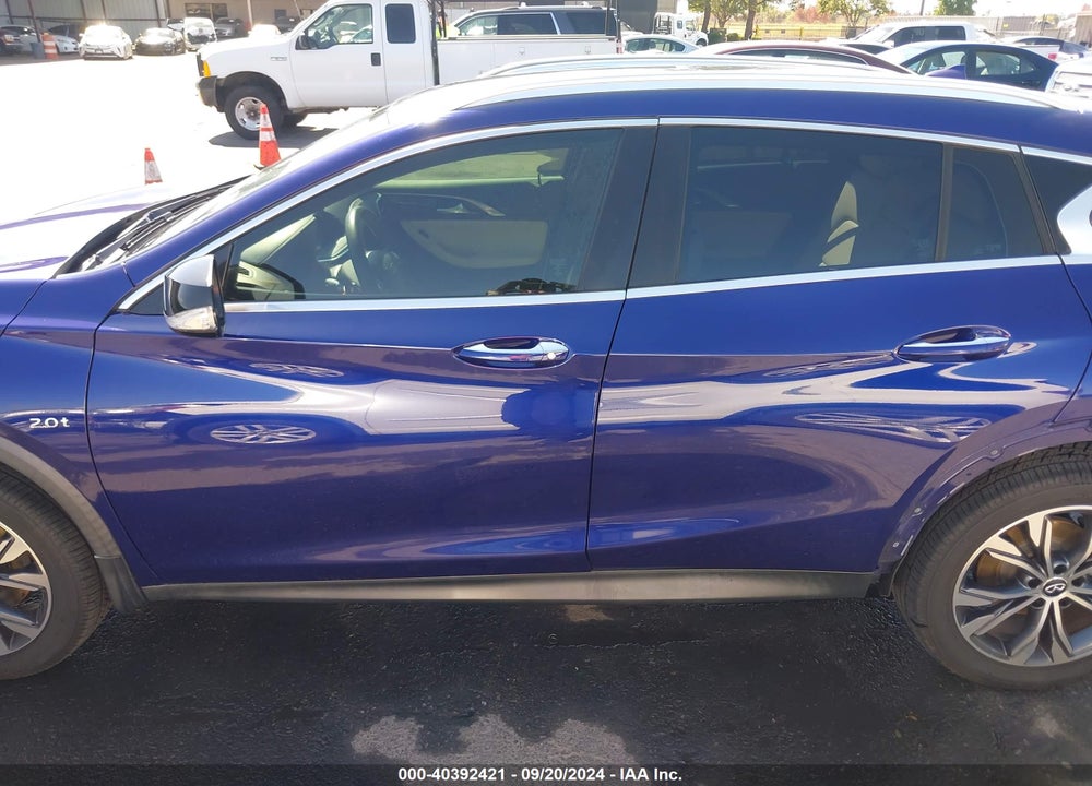 2017 INFINITI QX30 PREMIUM VIN: SJKCH5CR9HA035751