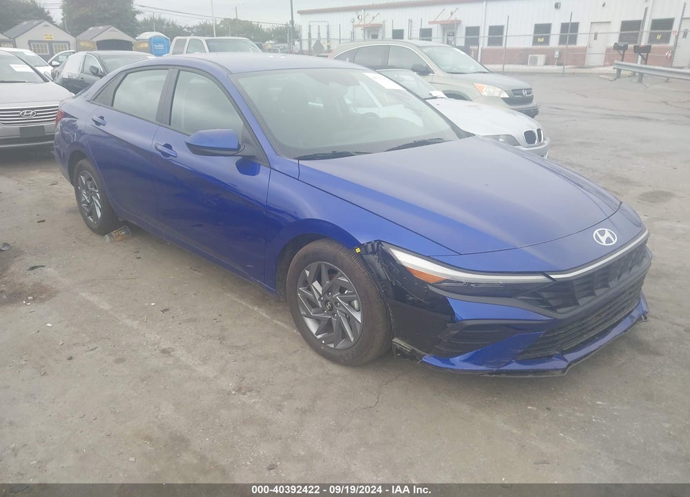 2024 HYUNDAI ELANTRA SEL VIN: KMHLM4DG9RU822586