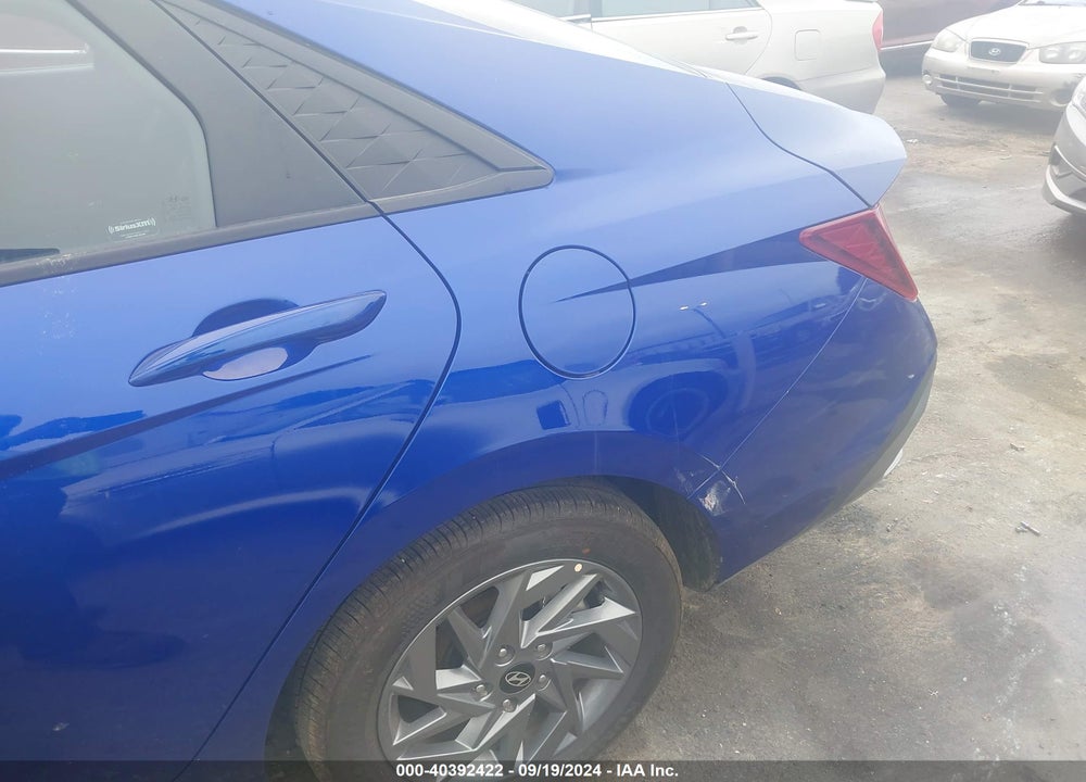 2024 HYUNDAI ELANTRA SEL VIN: KMHLM4DG9RU822586