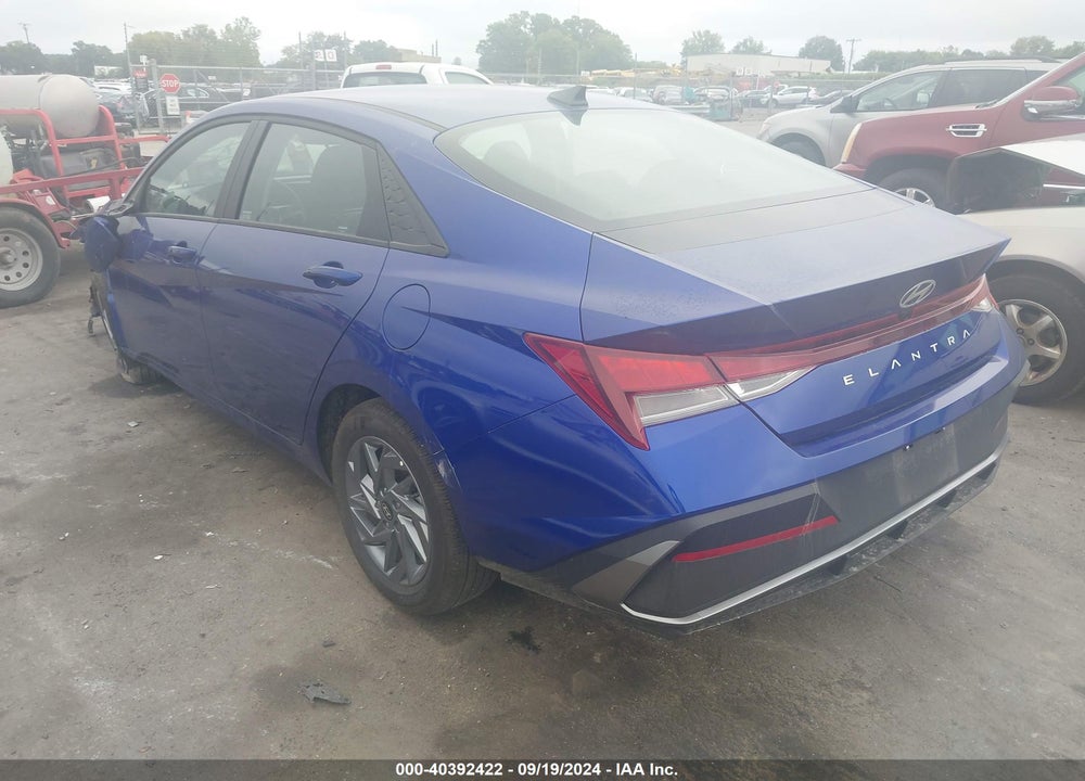 2024 HYUNDAI ELANTRA SEL VIN: KMHLM4DG9RU822586