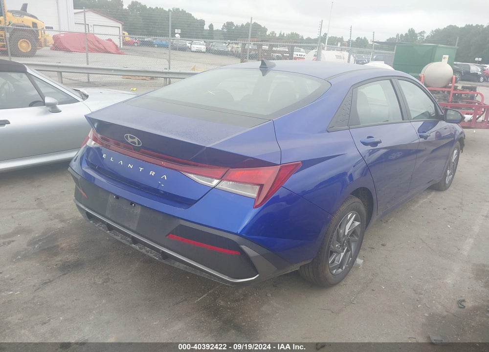 2024 HYUNDAI ELANTRA SEL VIN: KMHLM4DG9RU822586