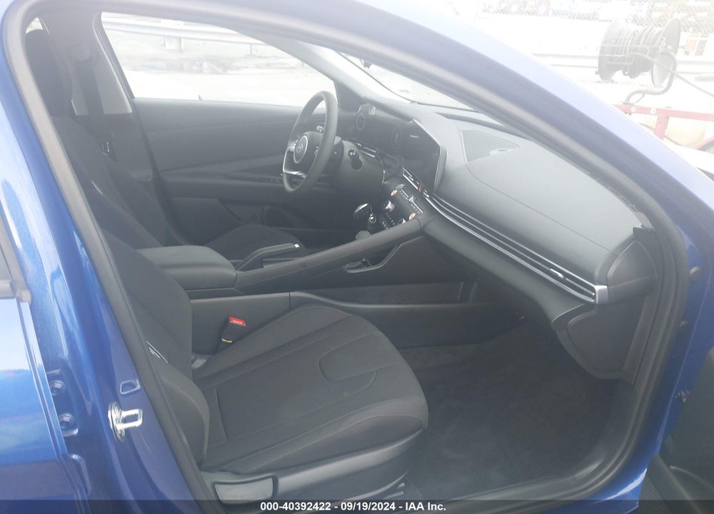 2024 HYUNDAI ELANTRA SEL VIN: KMHLM4DG9RU822586