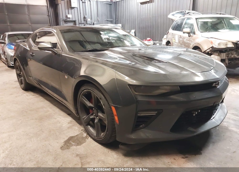 2017 CHEVROLET CAMARO 2SS VIN: 1G1FH1R79H0107643
