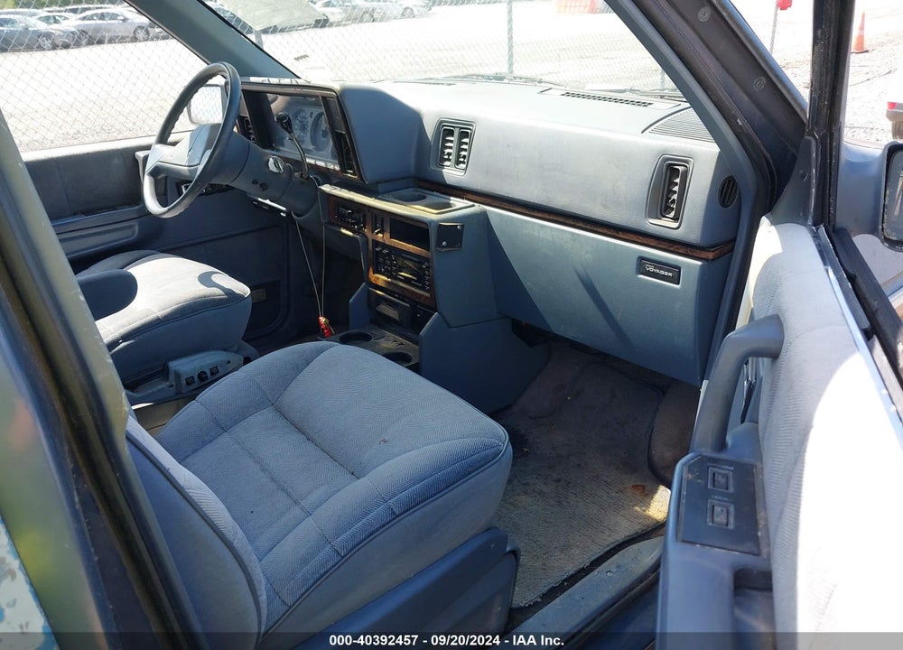 1990 PLYMOUTH GRAND VOYAGER LE VIN: 1P4GH54R6LX129607
