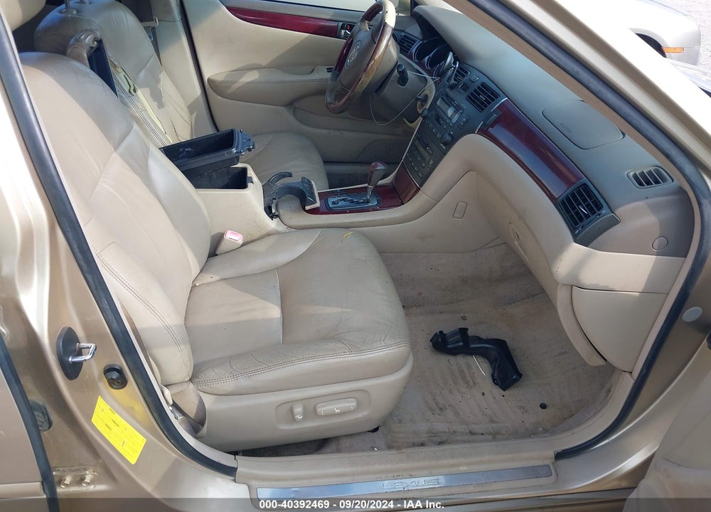 2004 LEXUS ES 330 VIN: JTHBA30G640009620